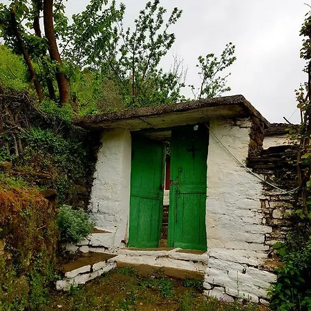 Bujtina Ajti Εξοχικό σπίτι